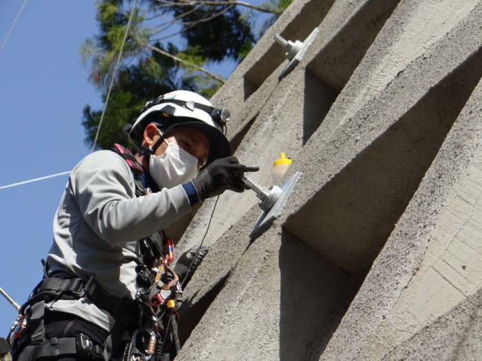 超⾳波⾮破壊測定システムNND（鉄筋挿⼊⼯⾮破壊調査装置）のイメージ1