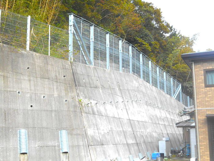 ストロンガー⼯法（既設落⽯防護柵補強⼯法）のイメージ2